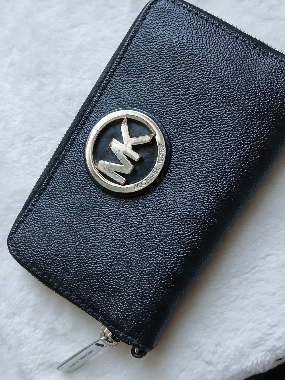 Michael Kors Black Saffiano MK Zip Card Case Wallet [EUC]